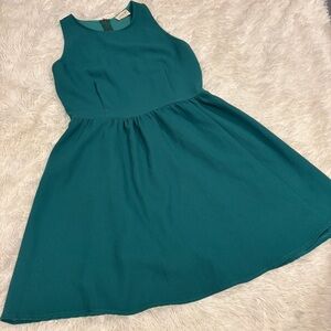 Everly ModCloth Emerald Sleeveless fir & flare Dress Women’s Large